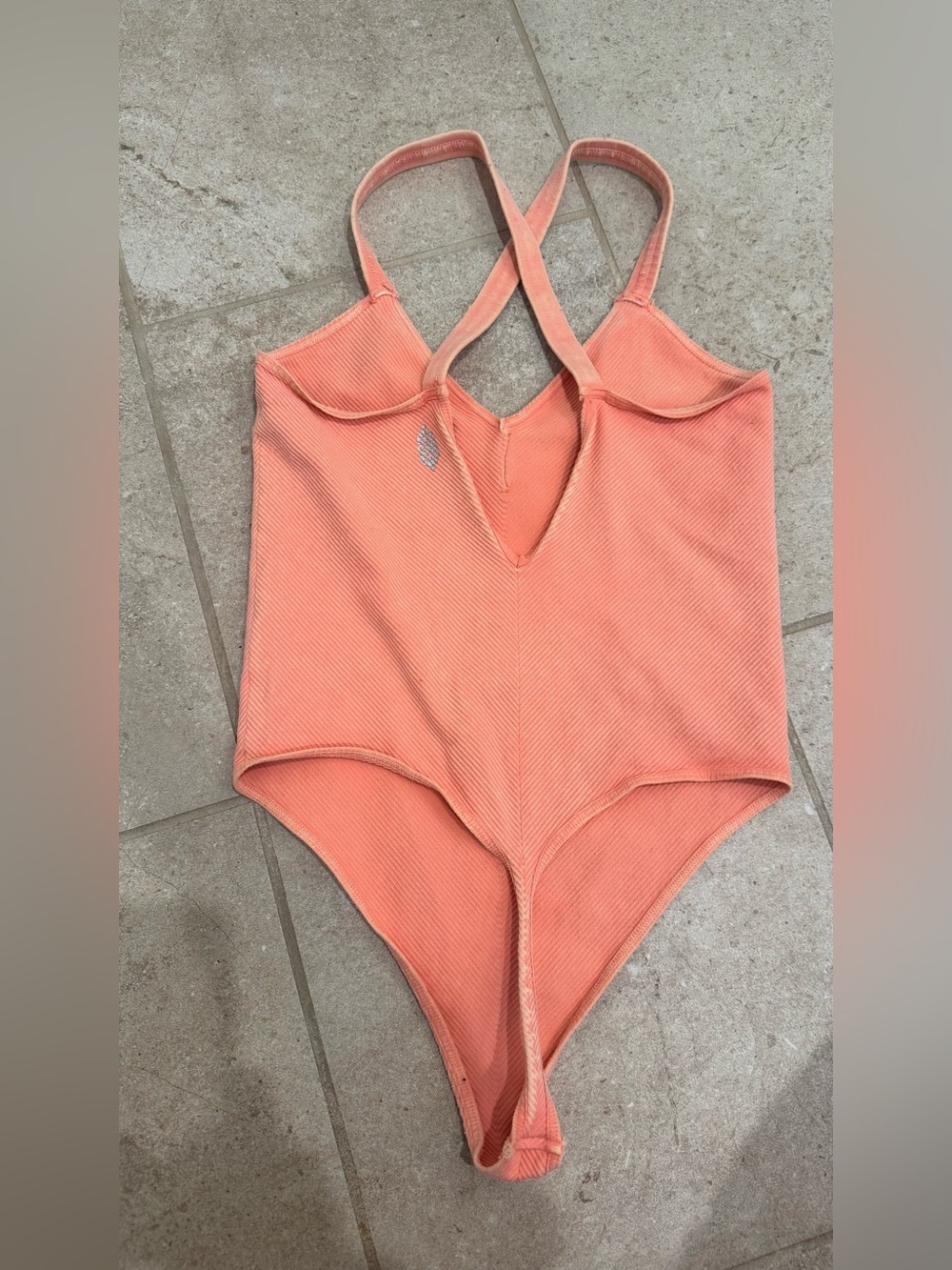 Free People Ribbed Coral body suit with V-Neck Ruffle - Picture 3 of 3